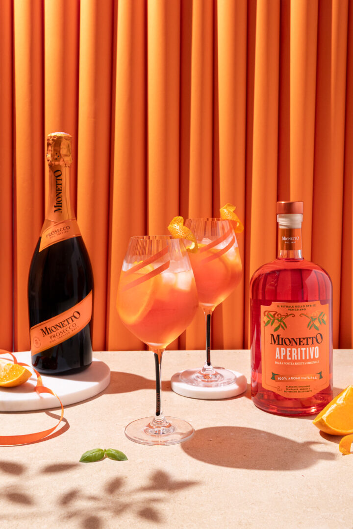 Spritz Mionetto dans un univers estival et lumineux